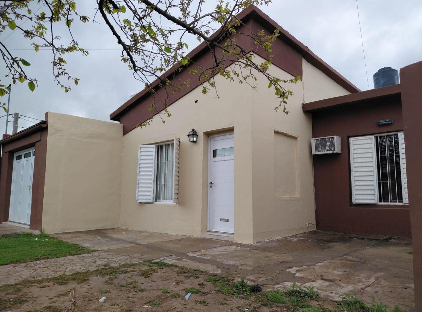 Foto de Venta casa 2 dormitorio - Barrio la Milka, imagen 2