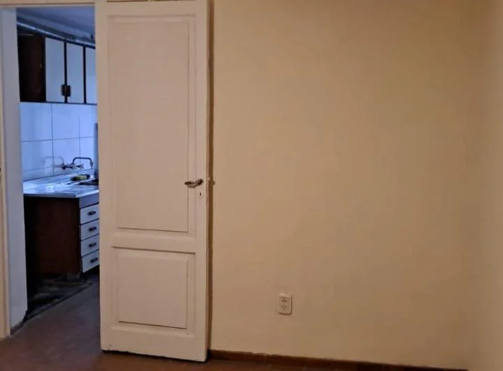 ALQUILO PARA VIVIENDA UN DORMITORIO. HERMOSA UBICACION ( 3 CUADRAS DE CIUDAD)E 2