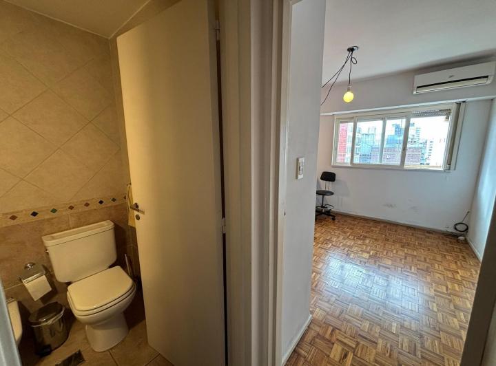 VENTA -Departamento 3 dormitorios con cochera. Centro, Rosario. 5