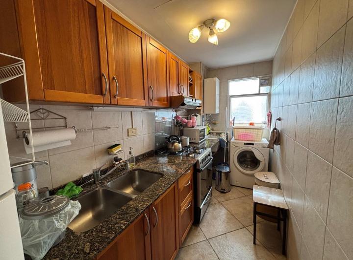 VENTA -Departamento 3 dormitorios con cochera. Centro, Rosario. 2