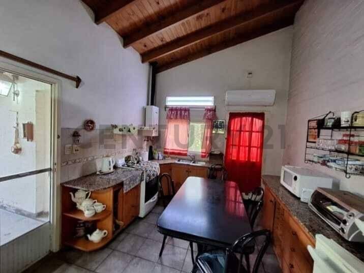 Foto de IMPORTANTE CASA SOBRE LOTE DE 600MT2, imagen 3