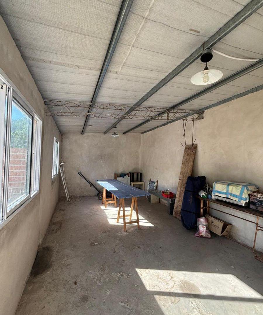 Foto de Terreno de 272 m² en venta con construcción, Villa Parque Sicardi, imagen 3