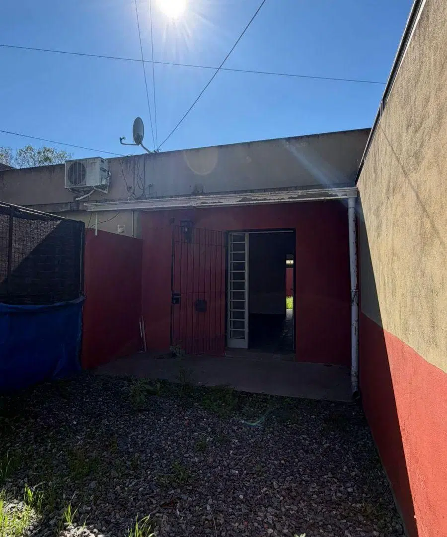 Departamento de 30 m² con 1 dormitorio en venta y alquiler en Los Hornos 2
