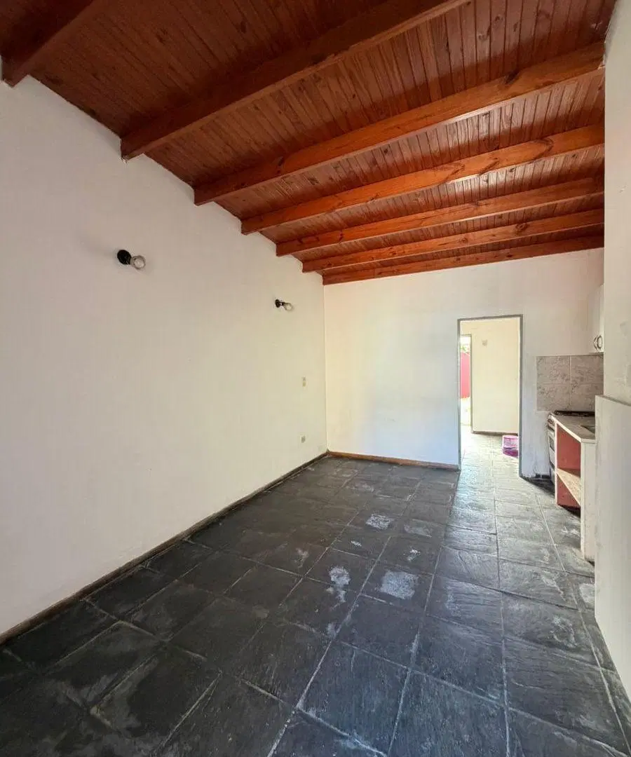 Departamento de 30 m² con 1 dormitorio en venta y alquiler en Los Hornos 3