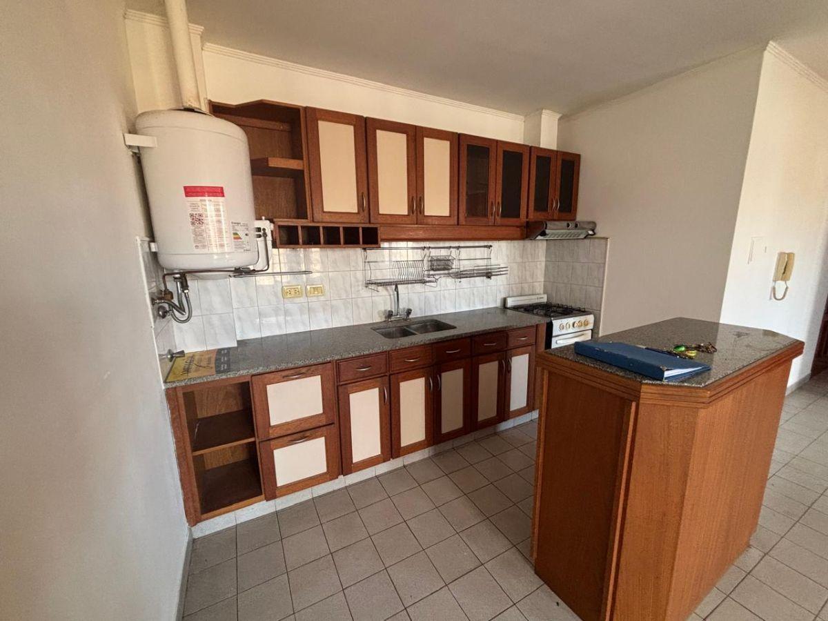 Foto de Departamento con 1 habitación en alquiler en Los Hornos, imagen 3