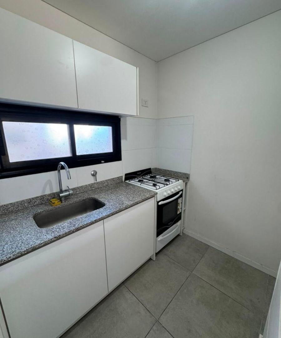 Foto de Departamento con 1 dormitorio en alquiler en La Plata, imagen 3