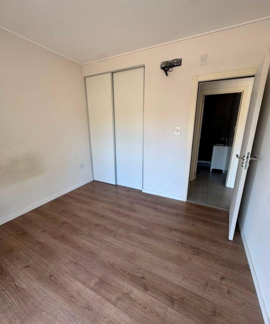 Foto de Departamento con 1 dormitorio en alquiler en La Plata, imagen 1