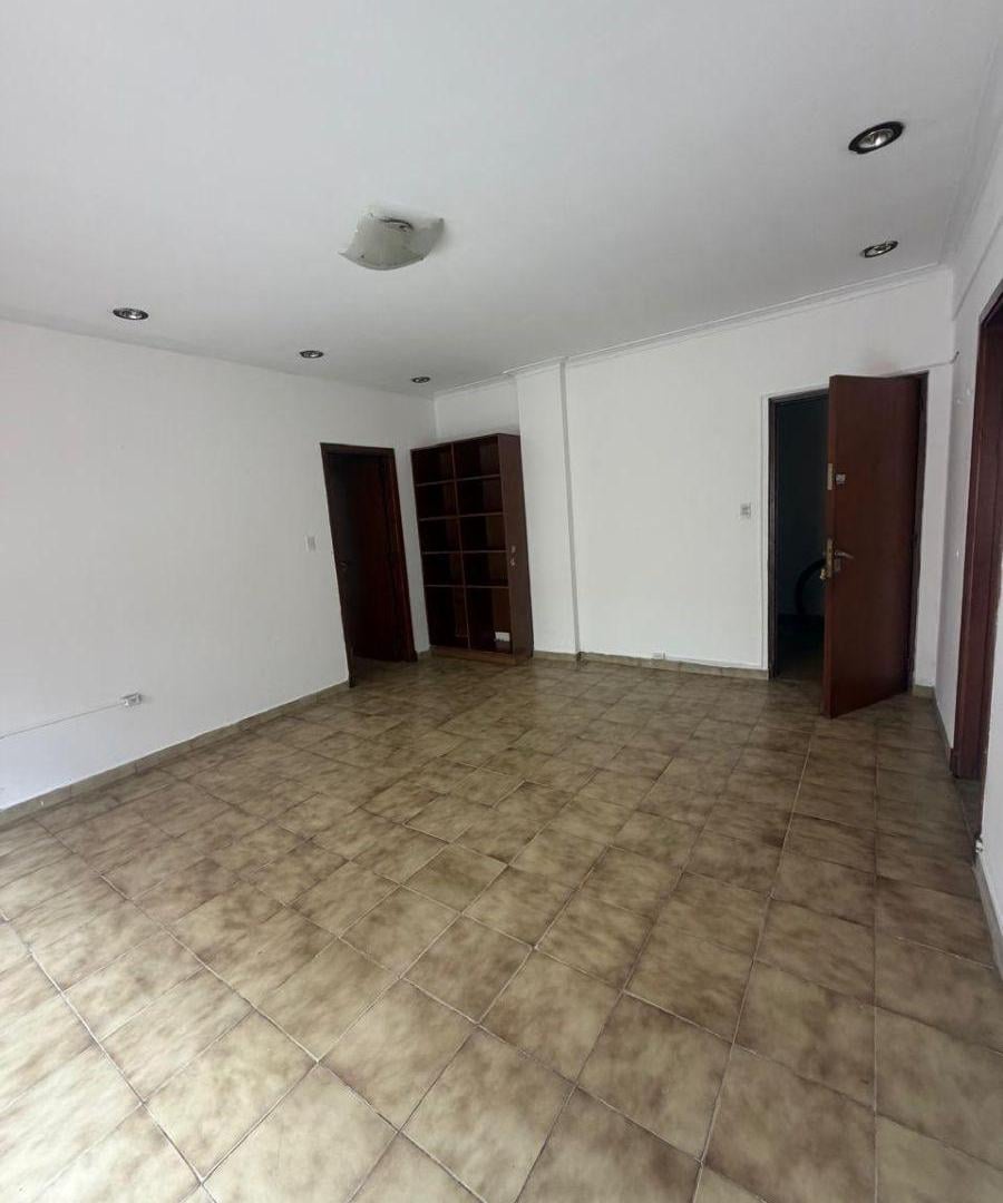 Foto de DEPARTAMENTO EN PLANTA BAJA CON AMPLIO PATIO – 62 ENTRE 26 Y 27, imagen 2