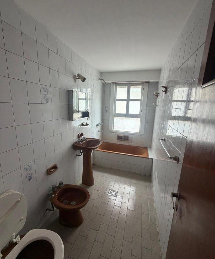 Foto de DEPARTAMENTO EN PLANTA BAJA CON AMPLIO PATIO – 62 ENTRE 26 Y 27, imagen 4