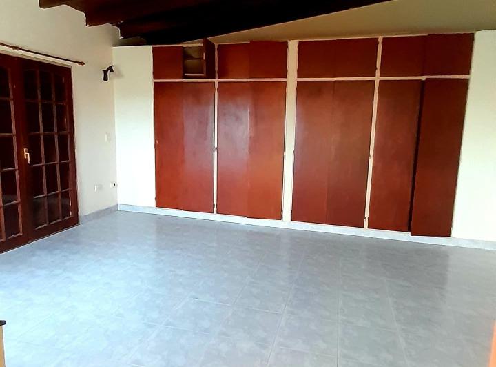 CASA 3 DORMITORIOS  2