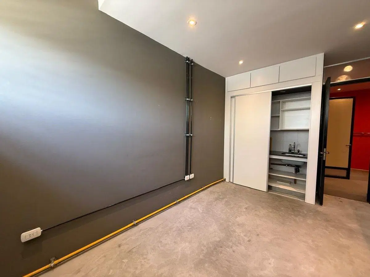 Oficinas en Venta (casco urbano) La Plata 5