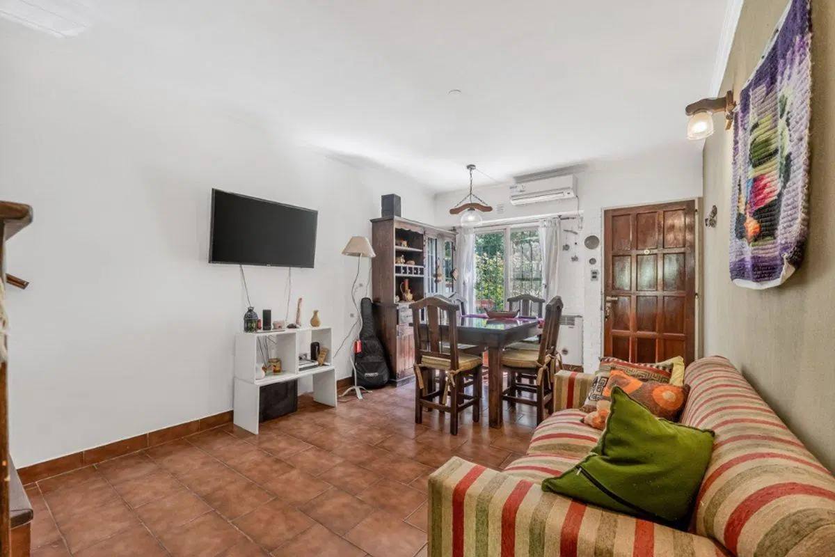 Duplex 3 ambientes venta Villa Luzuriaga Apto Cred 2
