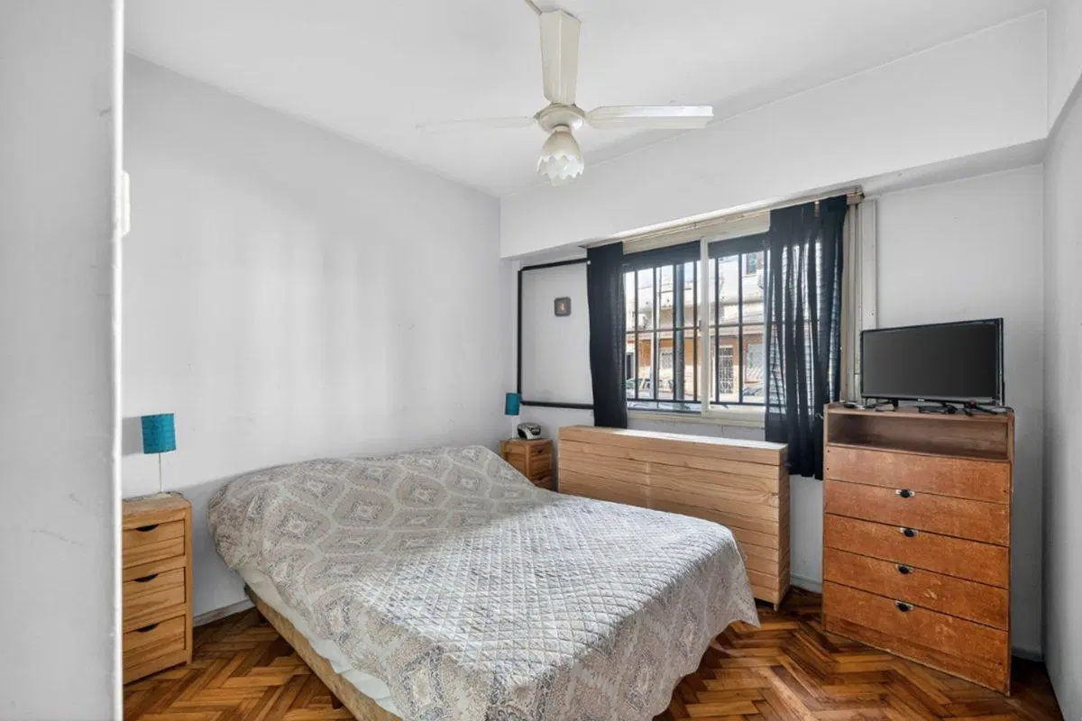 Departamento 2 ambientes venta Caballito con patio 4