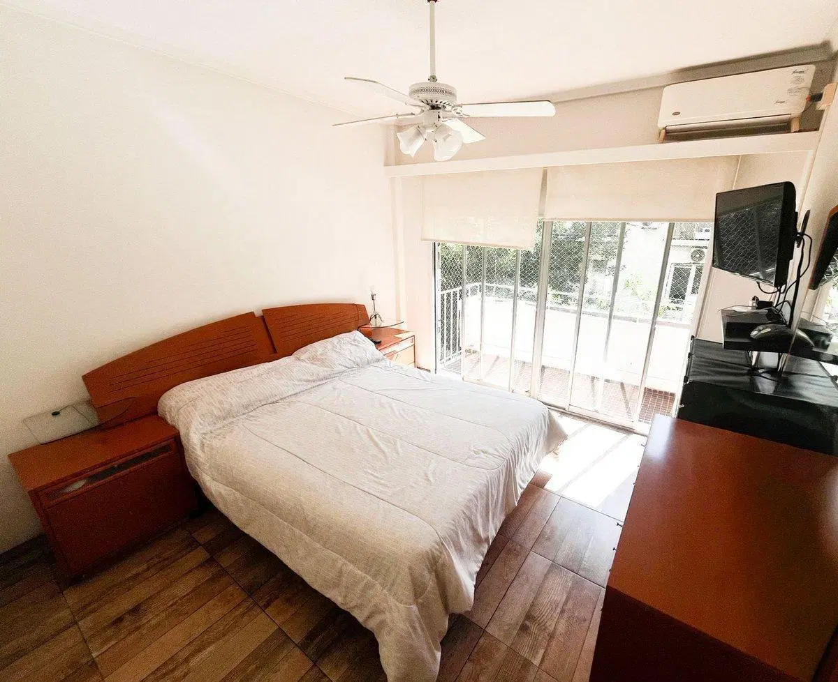 VENTA 4 AMB MAS DEPENDENCIA Y BALCÓN APTO CRÉDITO! 4