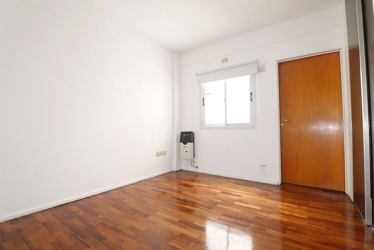 DEPTO 2 AMB VENTA BALCON COCHERA VILLA URQUIZA