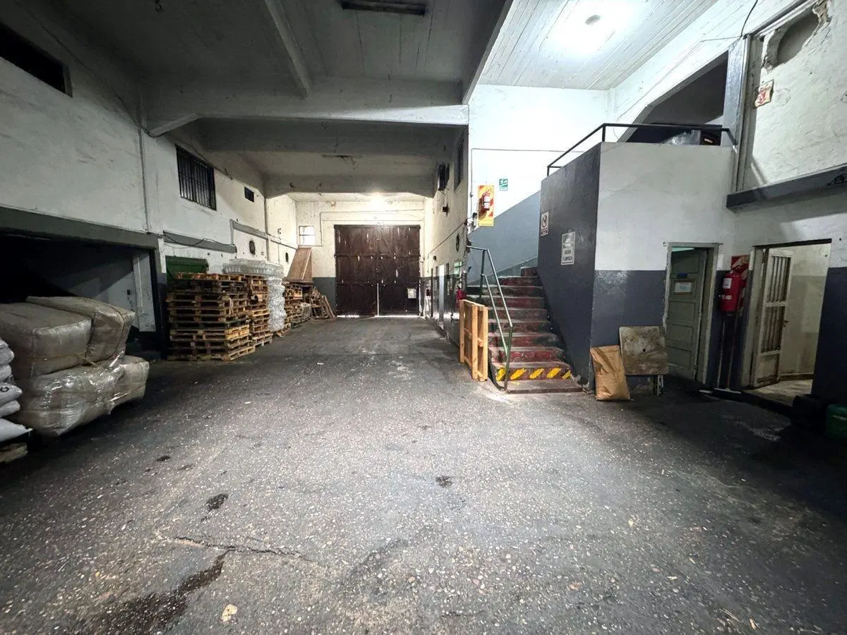 Venta Galpón Zona Industrial Avellaneda 3550 M2 3