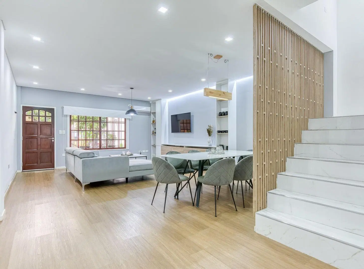 Venta dúplex 5 amb c/patio y cochera Ramos 4