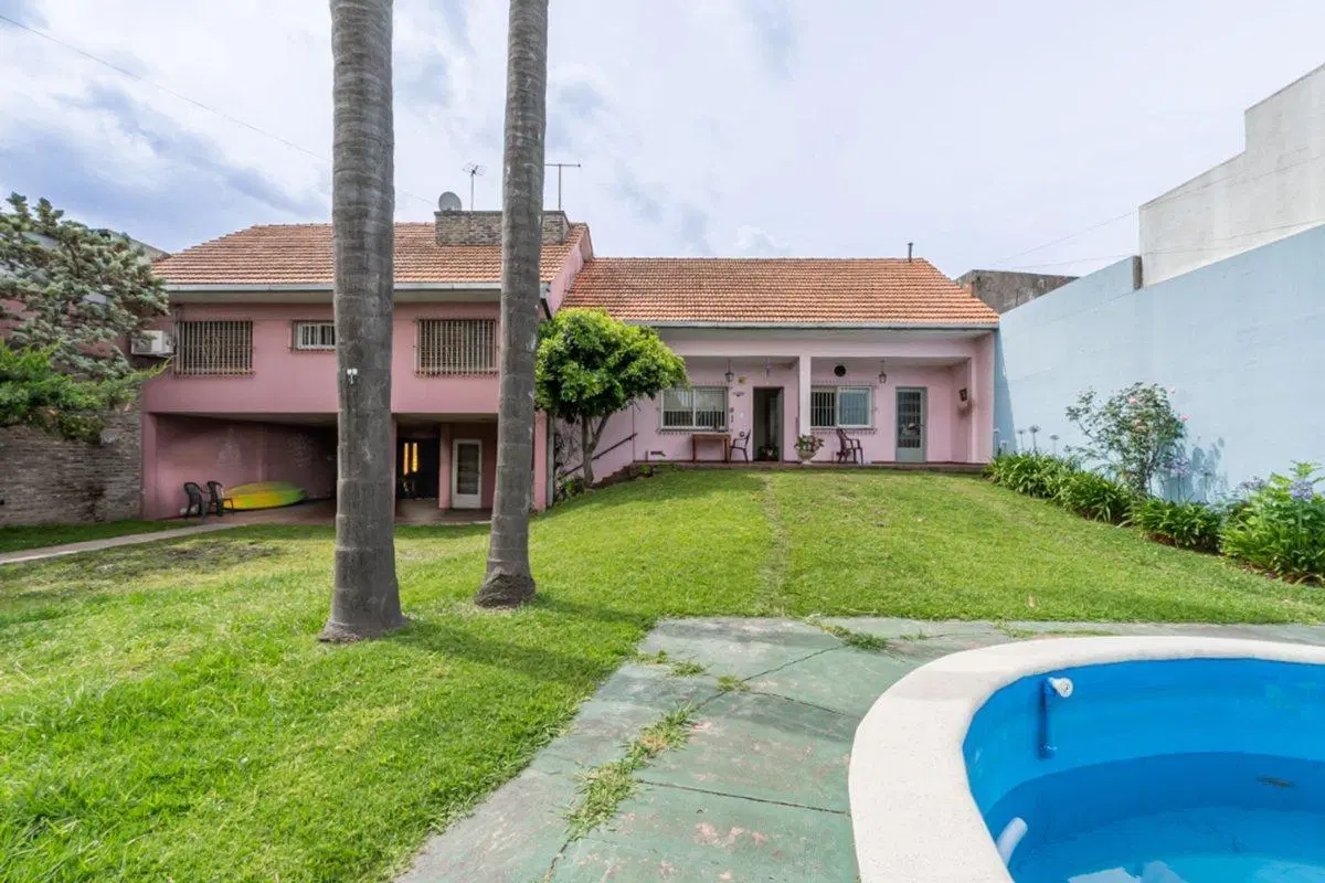 Chalet + Dpto 2 ambientes  venta Ramos Mejia 3
