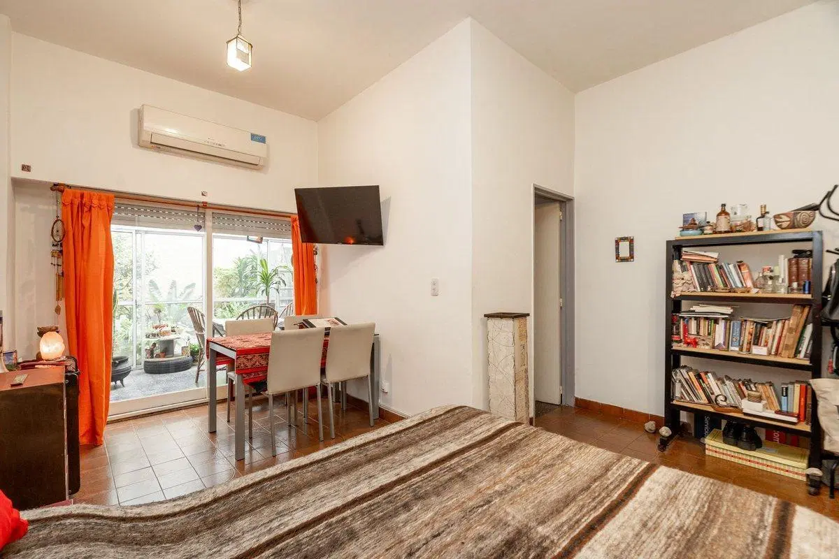 DEPARTAMENTO MONOAMBIENTE CON PATIO EN VENTA 4
