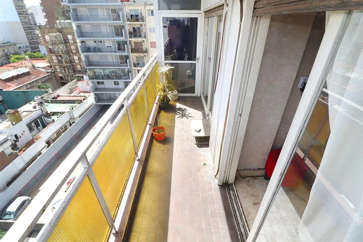 Departamento Venta 4 ambientes con Cochera Flores 3