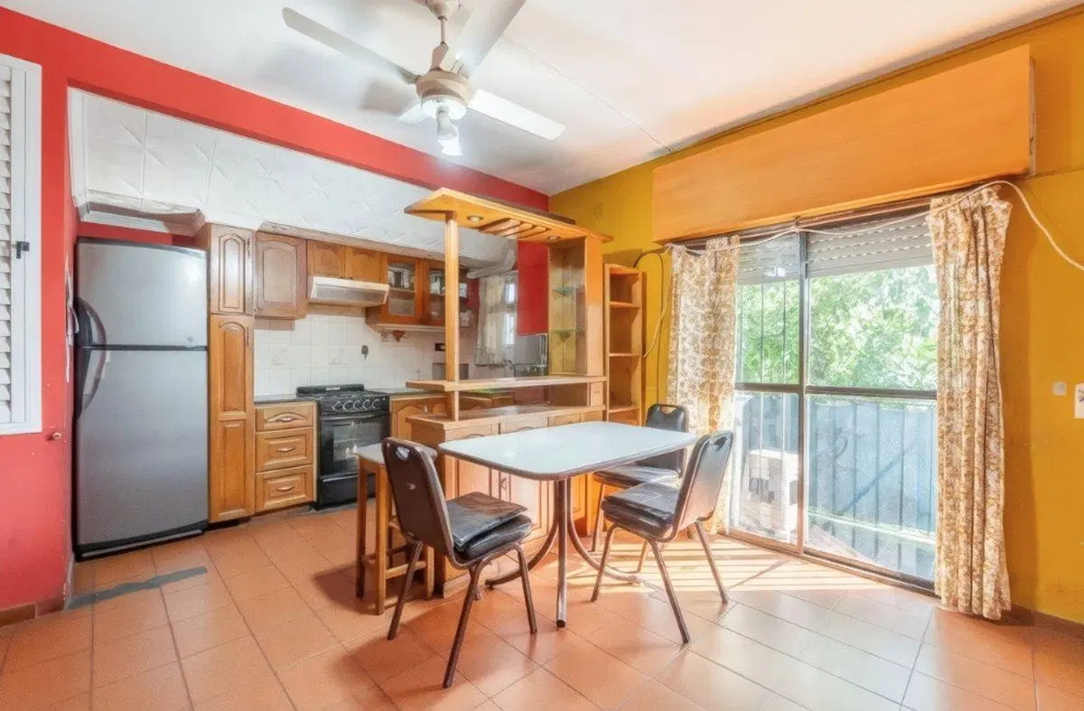Departamento 2 ambientes San Justo primer piso 8