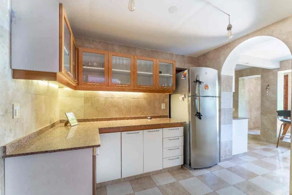 VENTA CASA 7 AMB JARDÍN PILETA OLIVOS, LA LUCILA 3