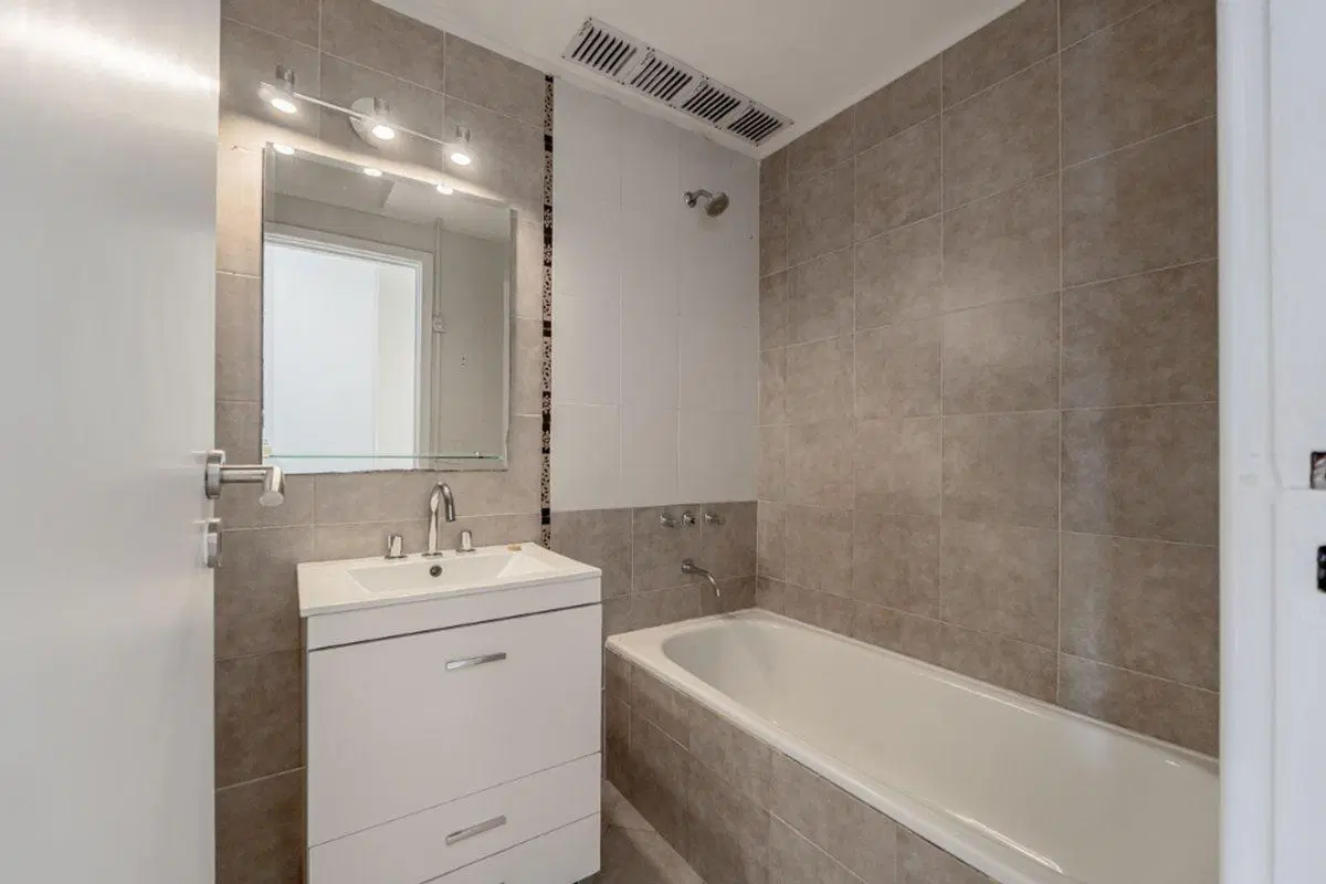 P.H. 4 ambientes venta Ciudadela balcon y terraza 5