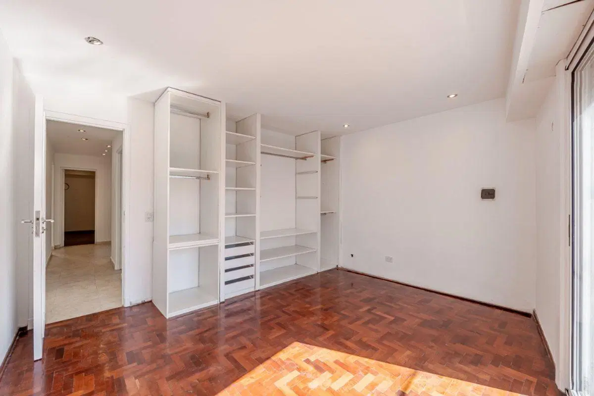 P.H. 4 ambientes venta Ciudadela balcon y terraza 3