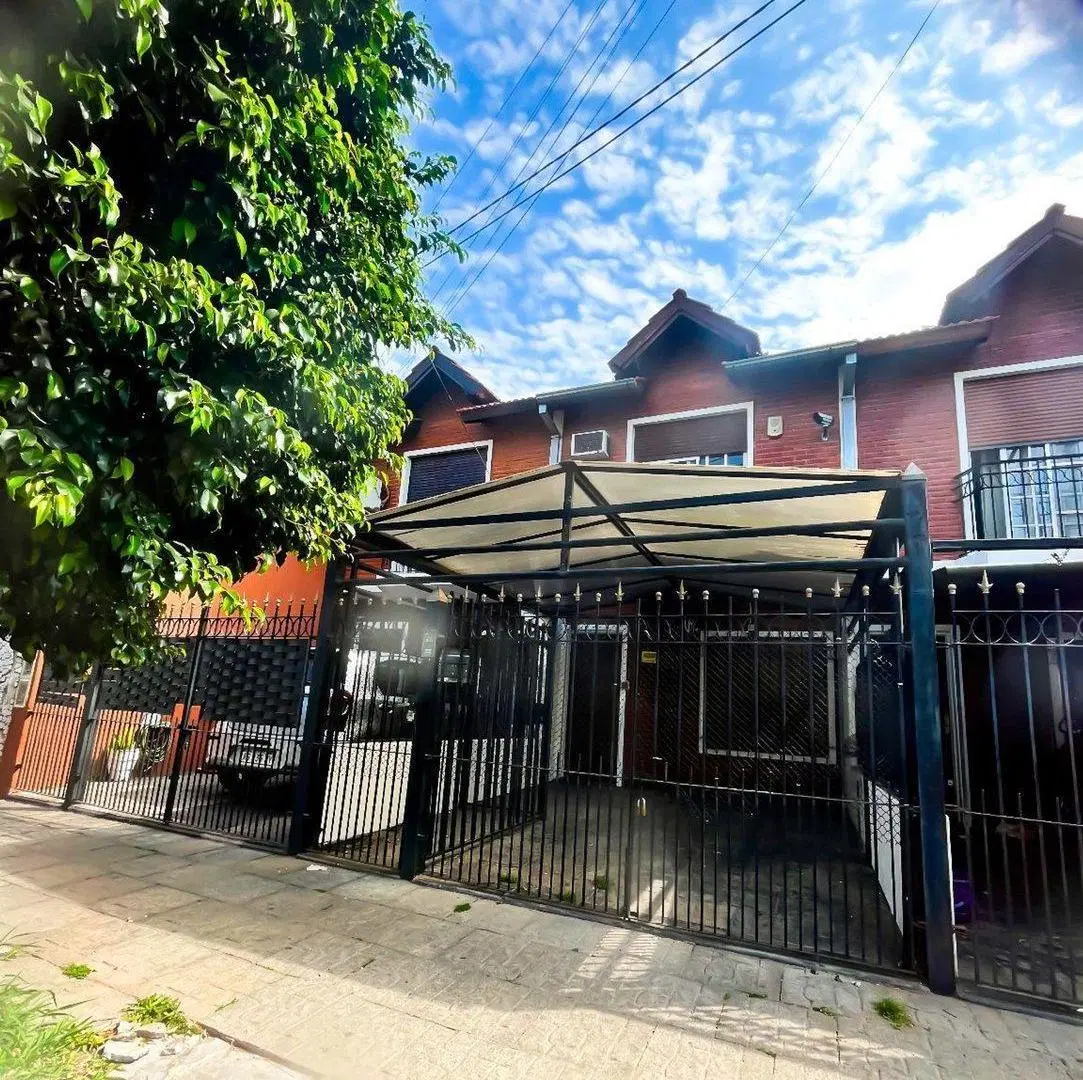 VENTA TRIPLEX 4 AMB COCHERA PATIO RAMOS MEJÍA 5