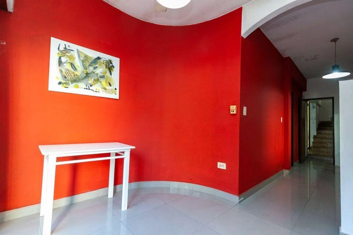 CASA 5 AMB LOTE PROPIO JARDÍN QUINCHO COCHERA 3