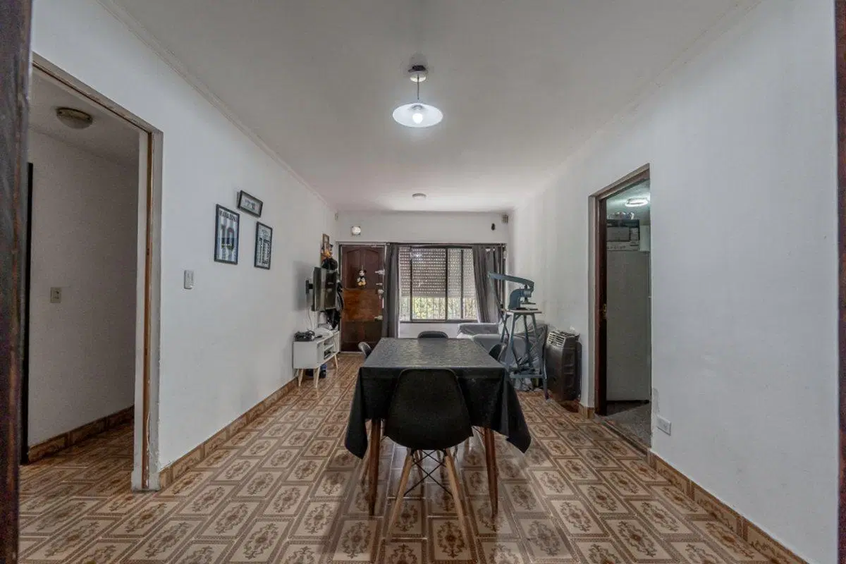 Casa en Venta 3 Ambientes La Tablada Garage Parque 5