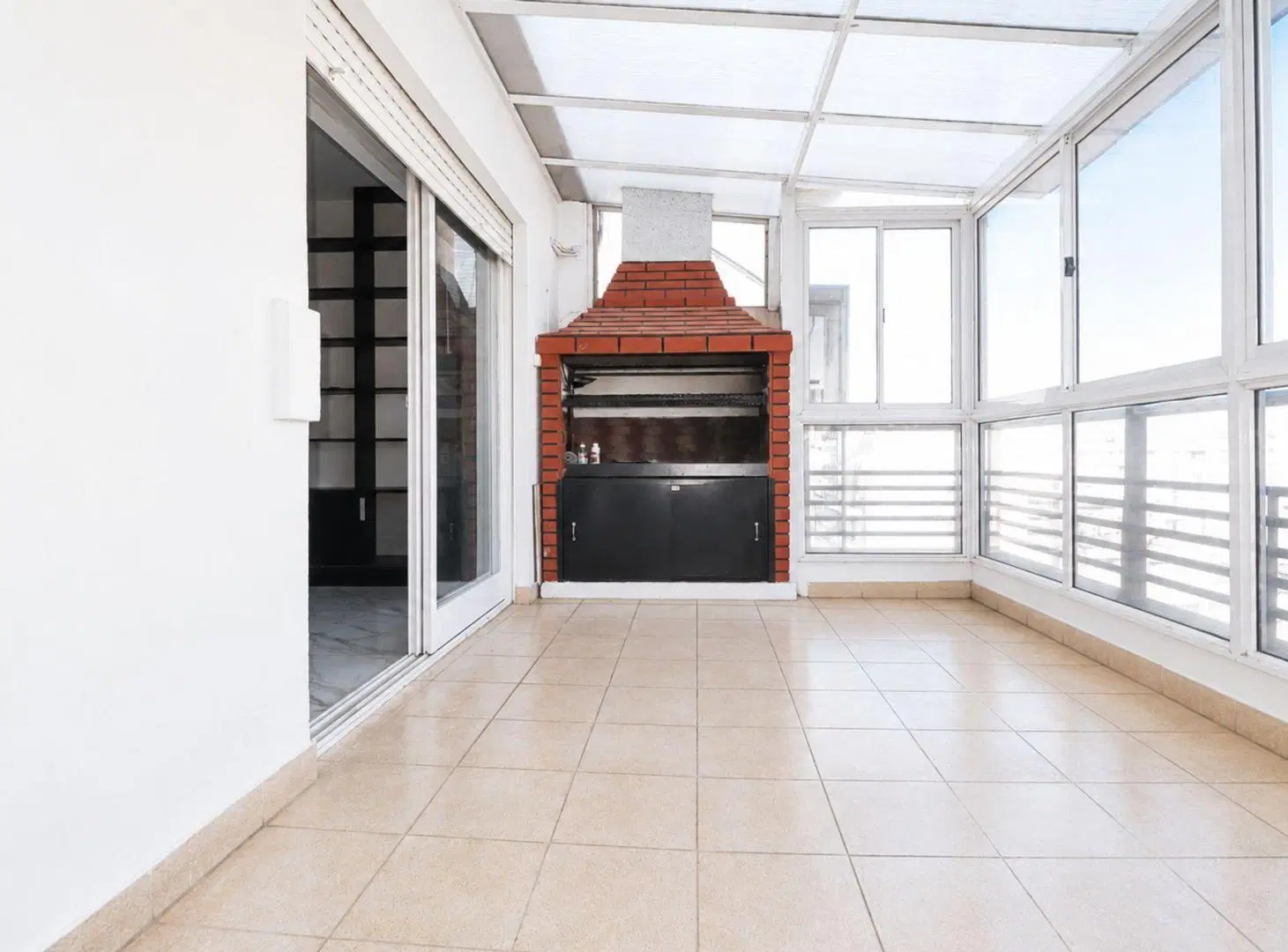Depto 2 ambientes Venta Balcon Terraza y Cochera 2