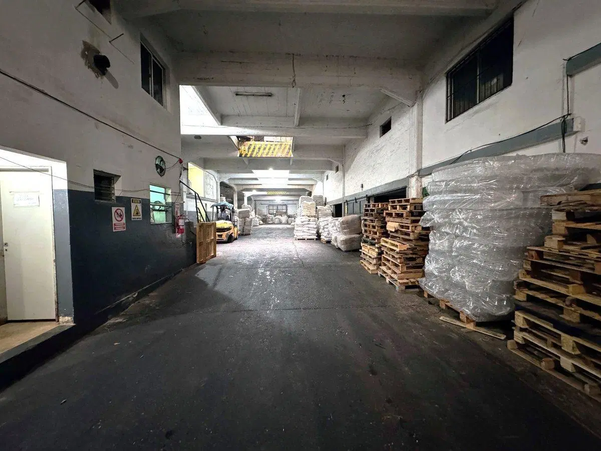 Alquiler Galpón Zona Industrial Avellaneda 3550 M2 5