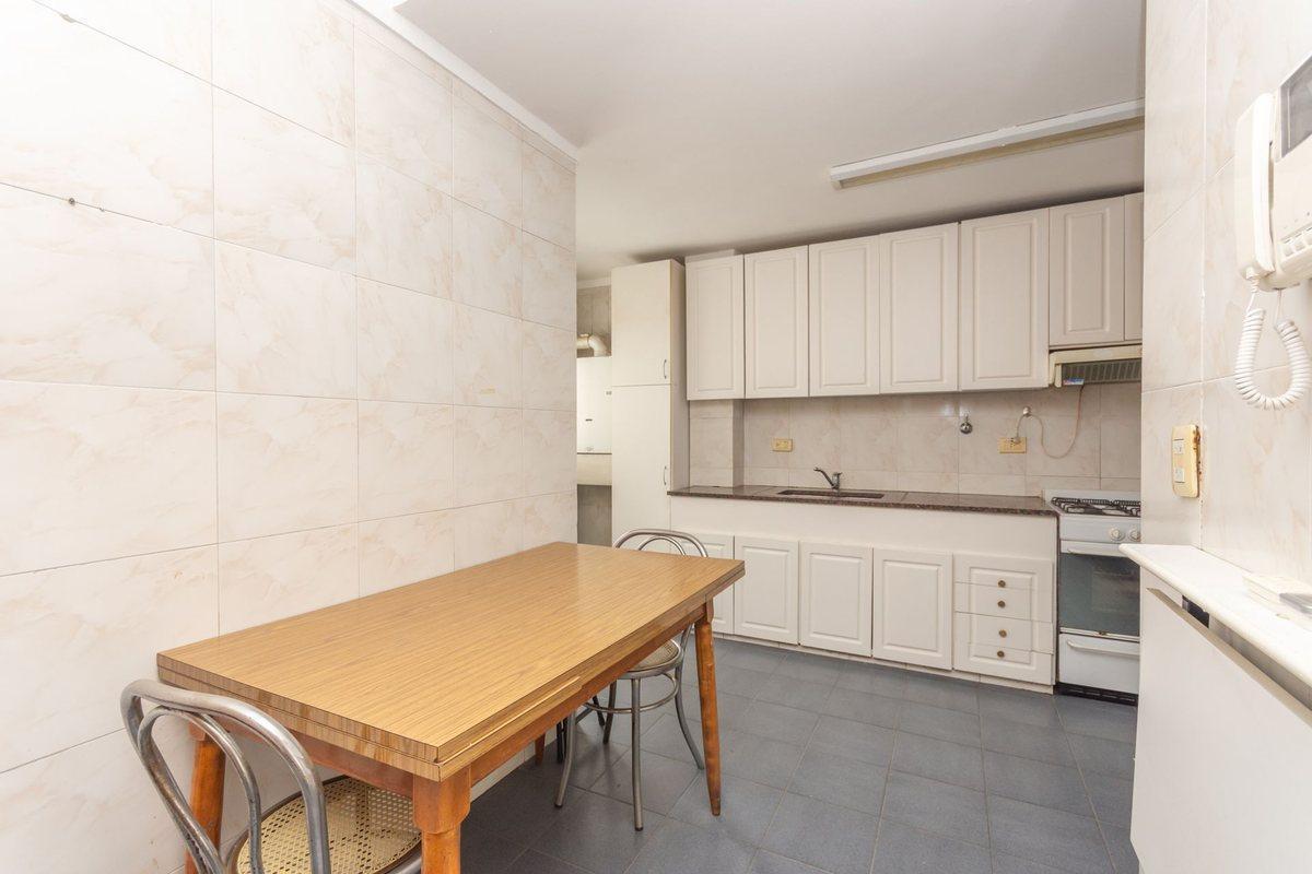 Foto de VENTA DEPARTAMENTO 4 AMBIENTES COCHERA BALCÓN LUZ, imagen 3