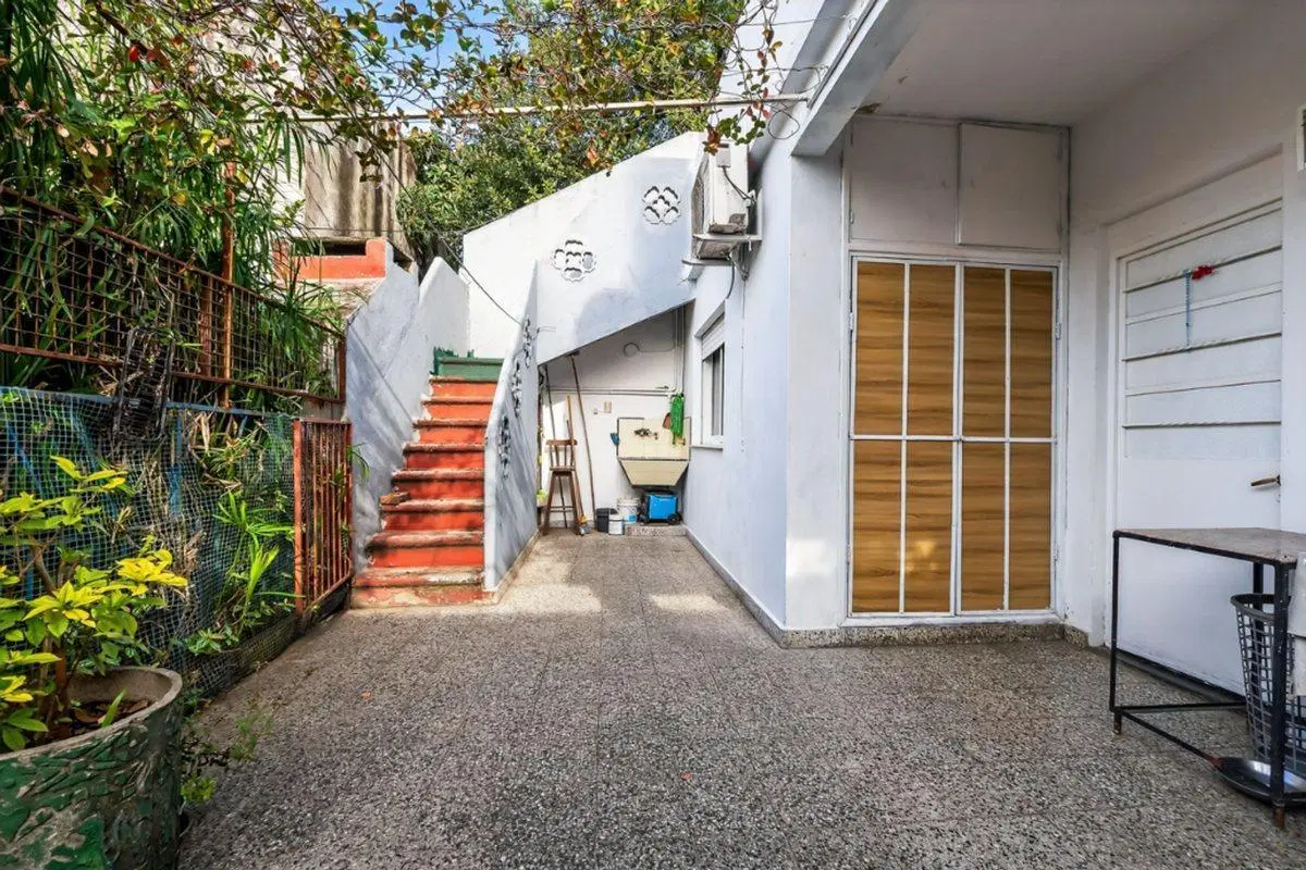INVERSIÓN: 5 PH CON LOCALES – VILLA SARMIENTO 8