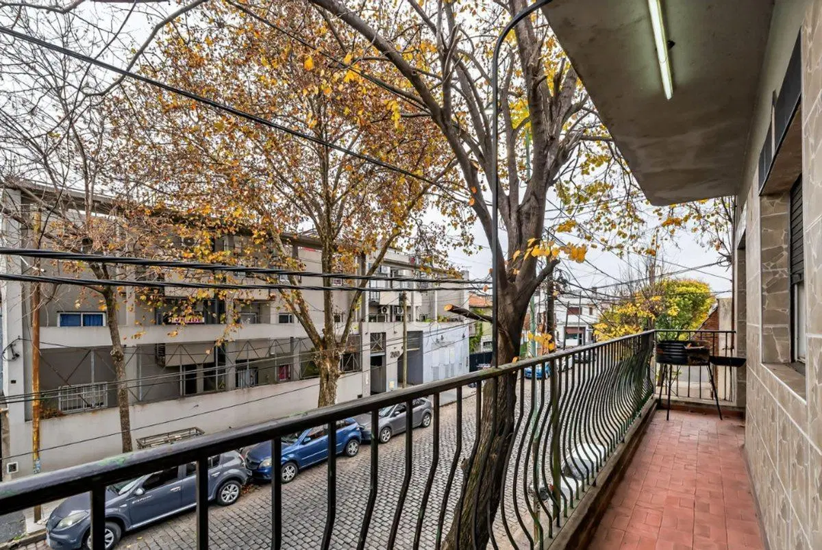 INVERSIÓN: 5 PH CON LOCALES – VILLA SARMIENTO 2