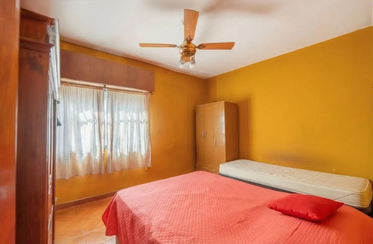 Departamento 2 ambientes San Justo primer piso 8