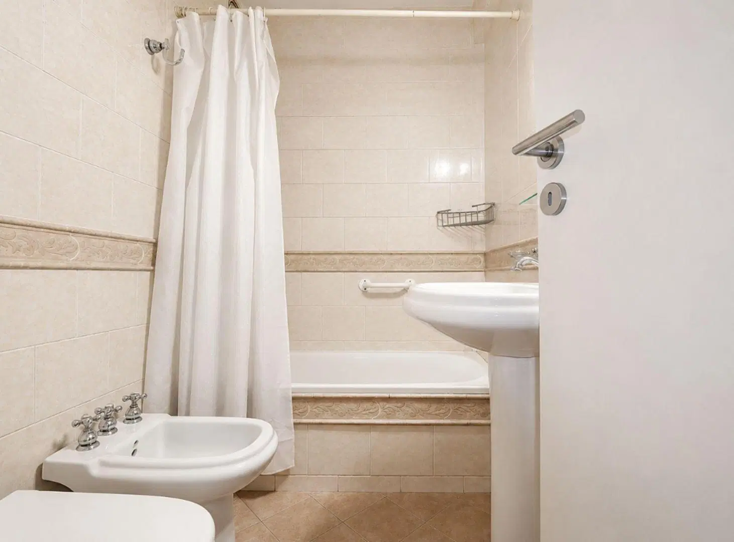 DEPARTAMENTO 4 AMBIENTES PALERMO CON BALCON 8