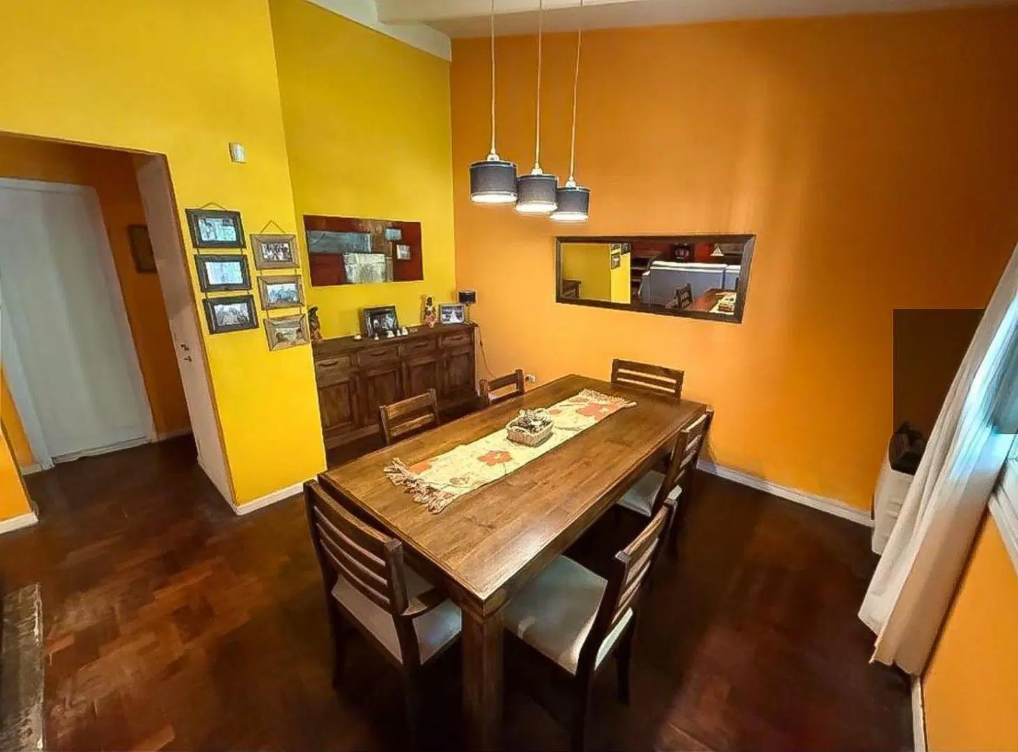 VENTA CASA 4 AMB JARDÍN QUINCHO COCHERA QUILMES 3