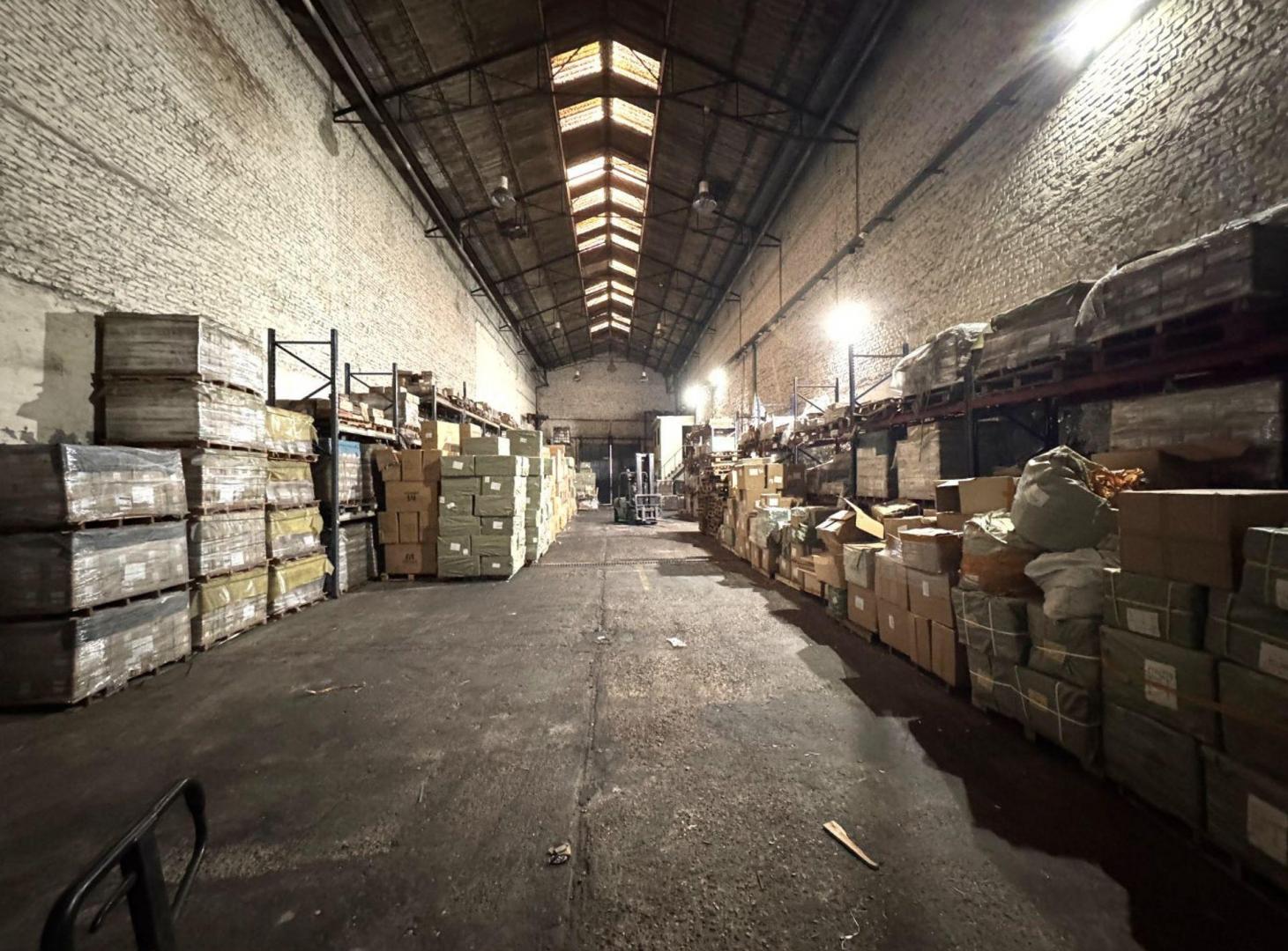 Foto de Alquiler Galpón Avellaneda Zona Industrial 500 M2, imagen 2