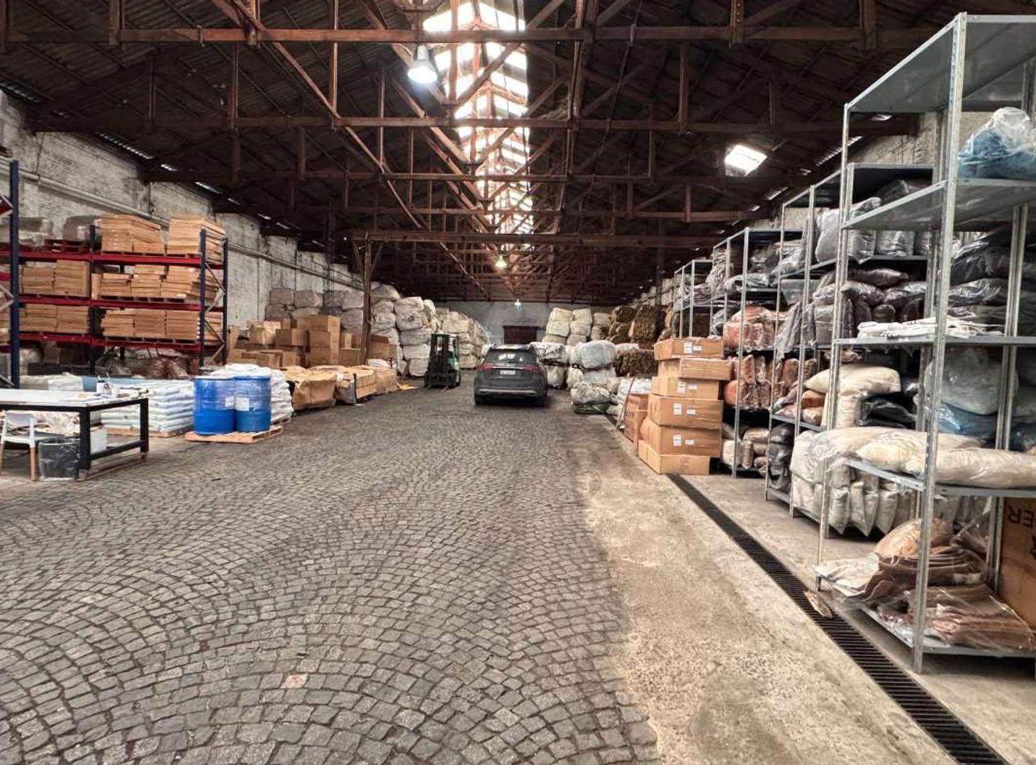Foto de Venta Galpón y PH Parque Industrial Avellaneda, imagen 3