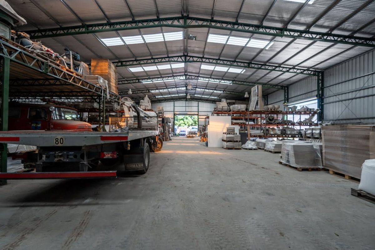 Foto de Galpón/Depósito en Venta 1500 m2 Paso del Rey, imagen 5
