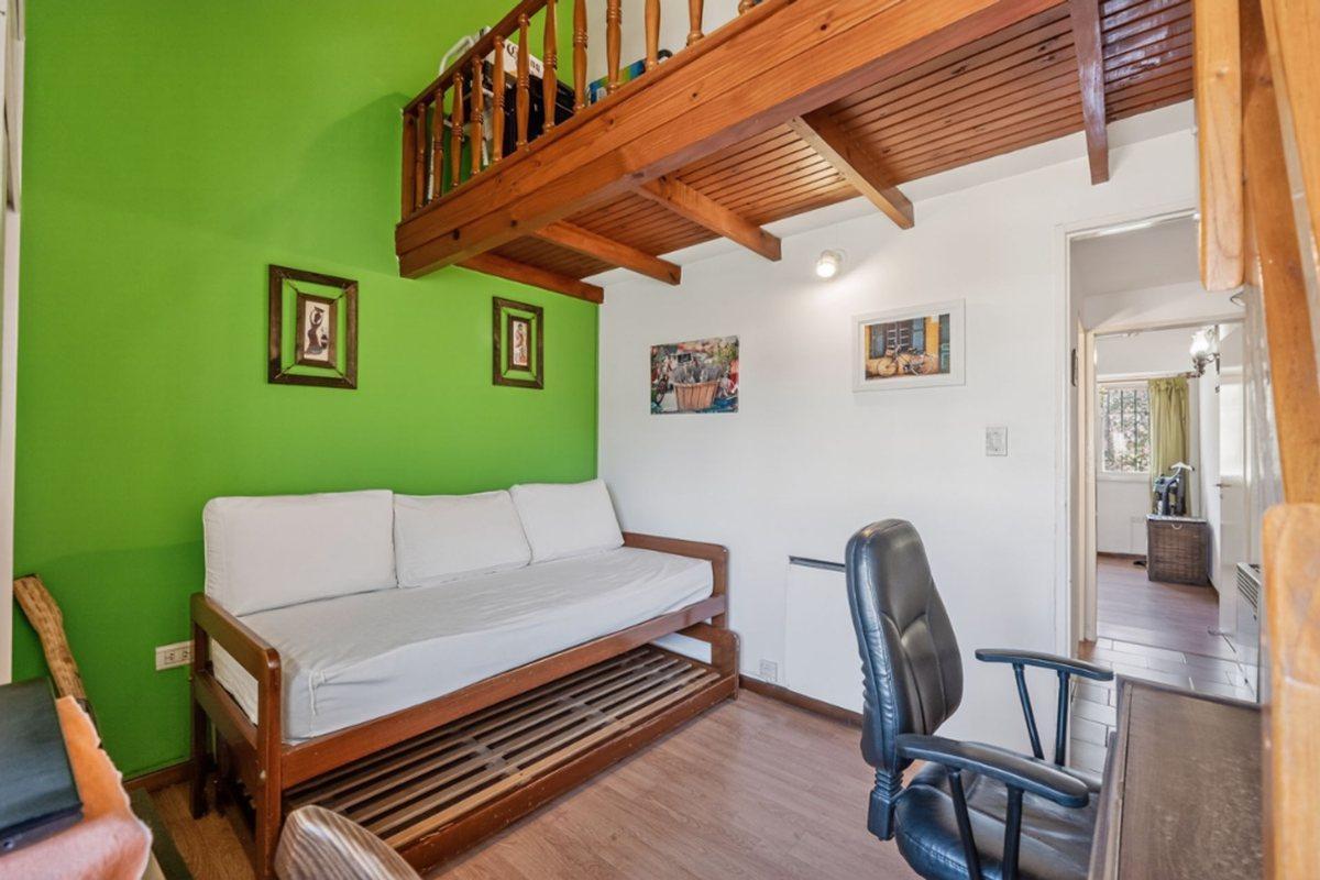 Foto de Duplex 3 ambientes venta Villa Luzuriaga Apto Cred, imagen 5