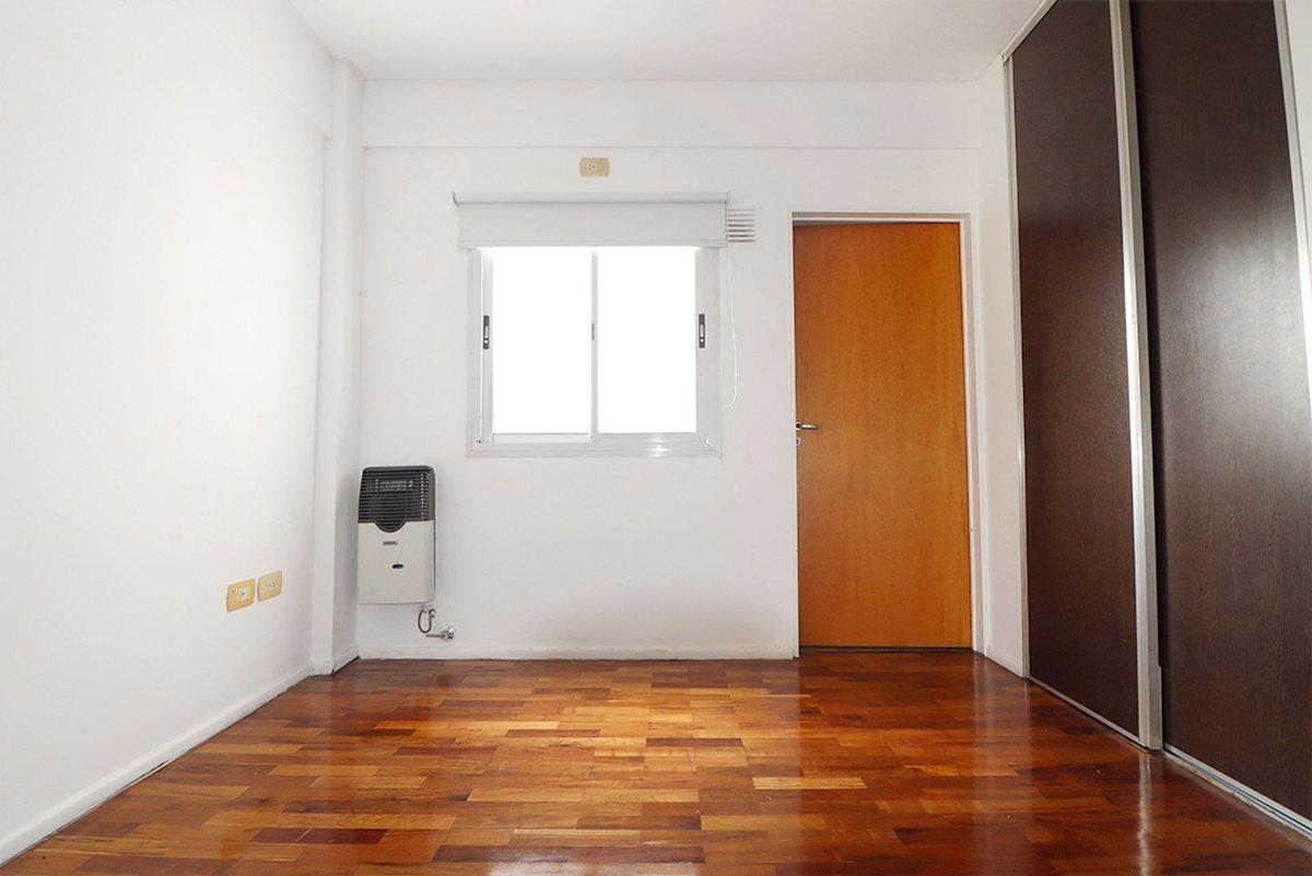Foto de DEPTO 2 AMB VENTA BALCON COCHERA VILLA URQUIZA, imagen 2