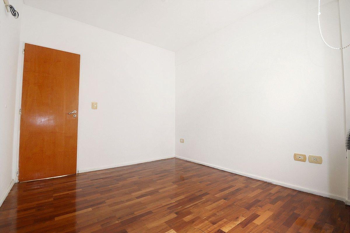 Foto de DEPTO 2 AMB VENTA BALCON COCHERA VILLA URQUIZA, imagen 4