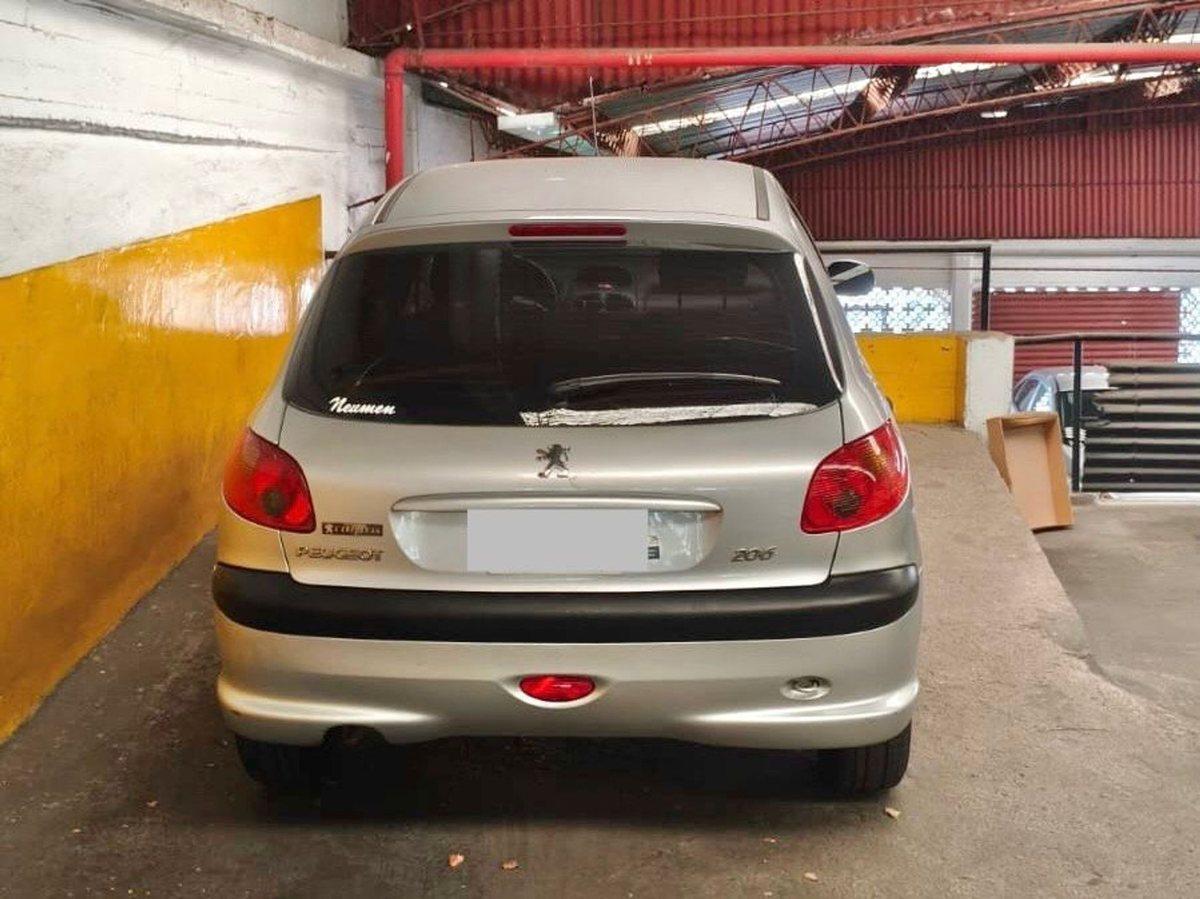 Foto de COCHERA FIJA Y CUBIERTA EN VENTA BELGRANO COLEGIAL, imagen 2