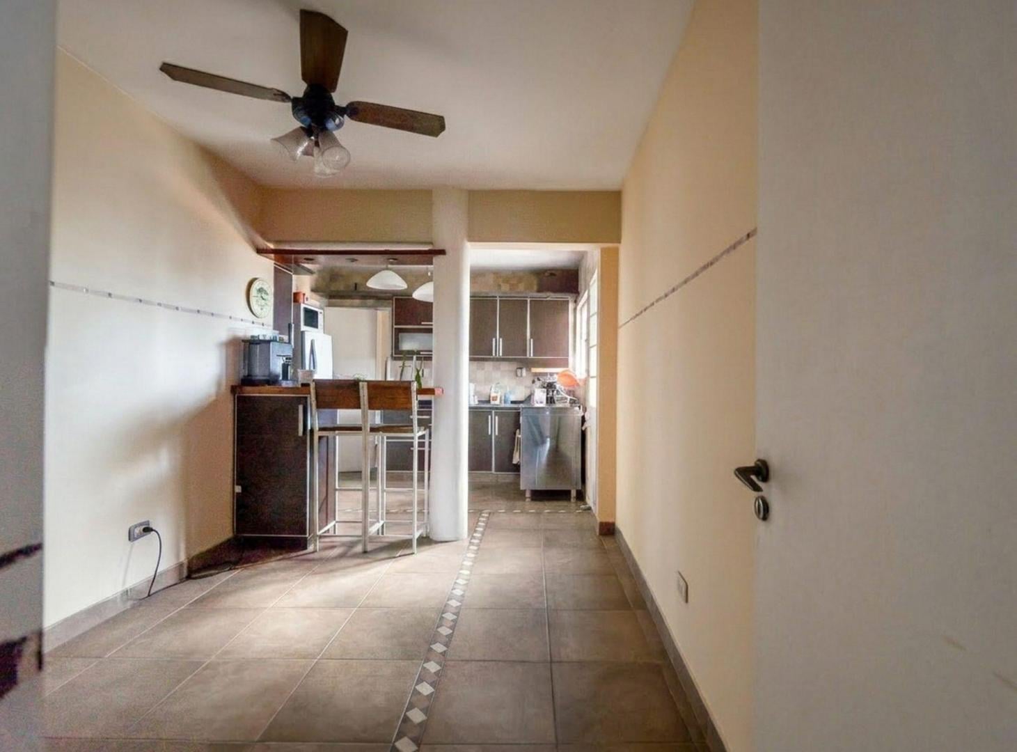 Foto de Venta Departamento 3 amb con Balcon y escritorio, imagen 2