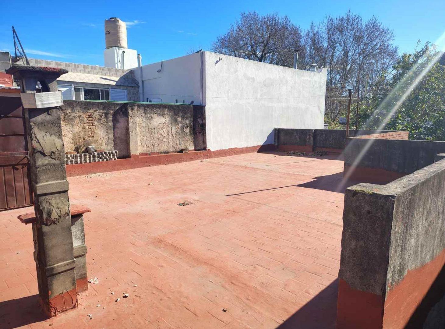 Foto de Casa en Venta Lote Propio Cochera Villa Lugano, imagen 5