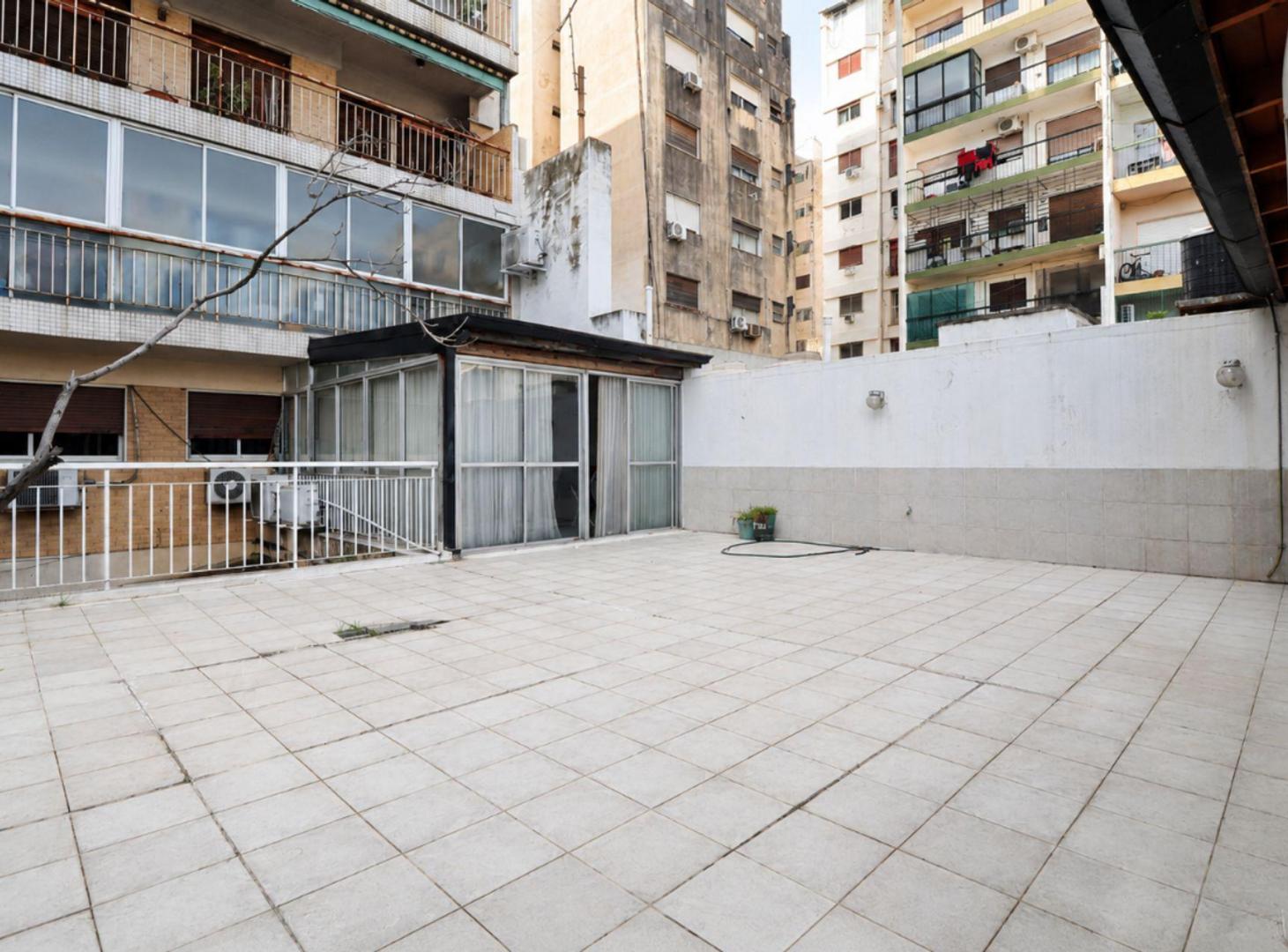 Foto de Venta dpto. 4 amb. Flores.Terraza.Quincho.Parrilla, imagen 2
