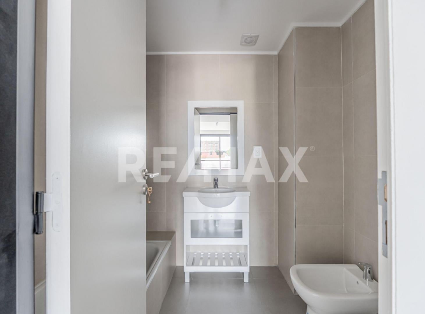 Foto de PH URBANO TERRAZA PROPIA 3 AMB VENTA VILLA MITRE, imagen 4
